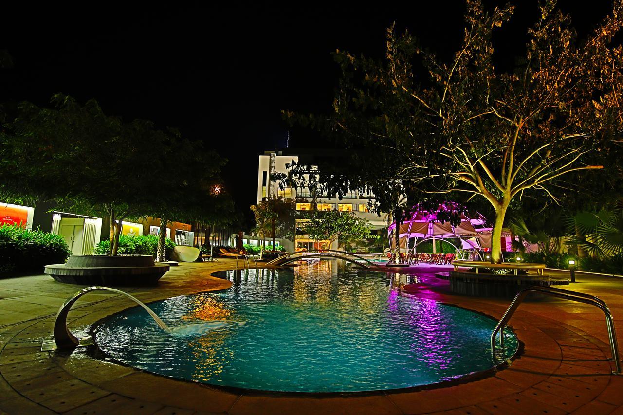 The Emerald Club ,Rajkot Exterior foto